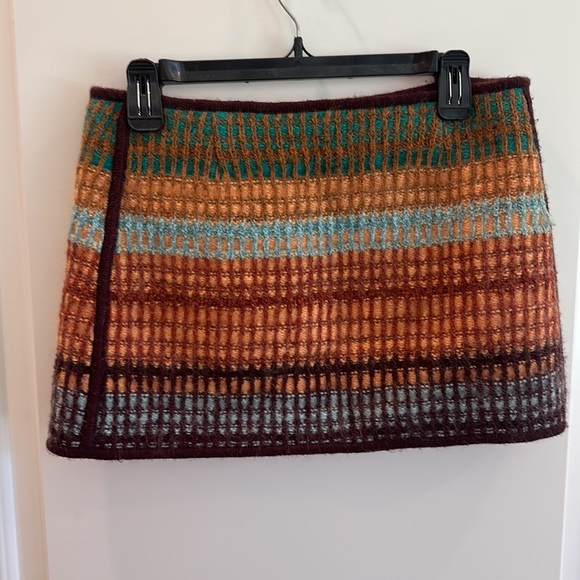 Missoni Wool Mini Skirt Size 38 - Picture 2 of 4